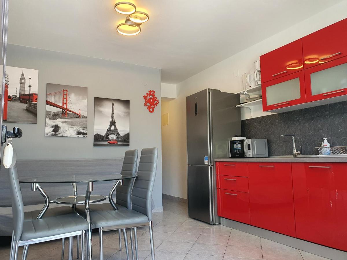 לופאר Apartments Marusic - Kristijan מראה חיצוני תמונה