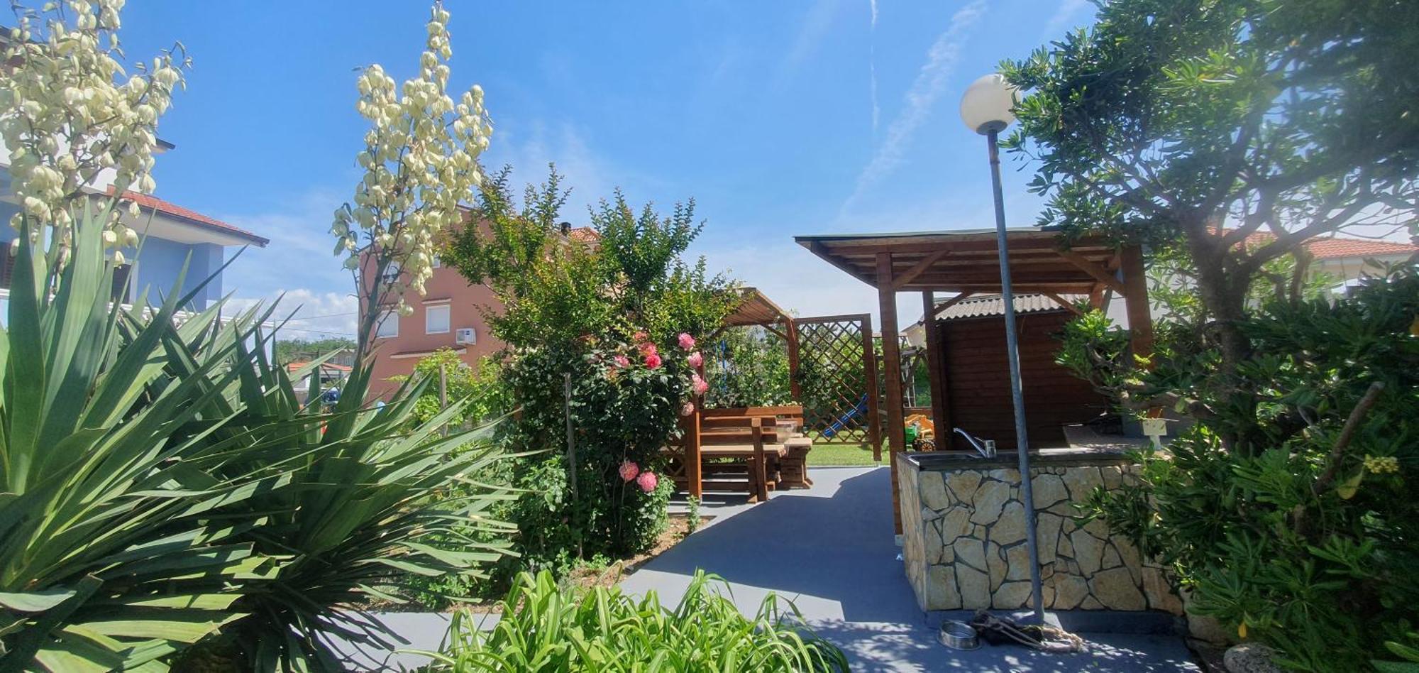 לופאר Apartments Marusic - Kristijan מראה חיצוני תמונה