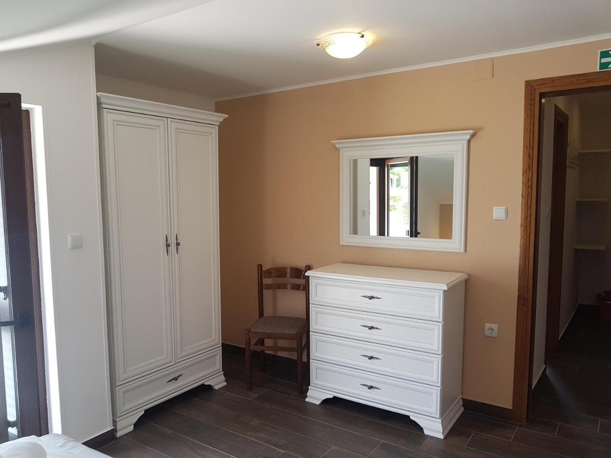 לופאר Apartments Marusic - Kristijan מראה חיצוני תמונה